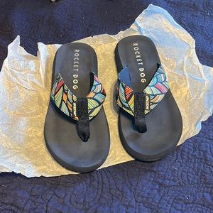 Rocket Dog- Flip Flops Womens Size 11 NWT